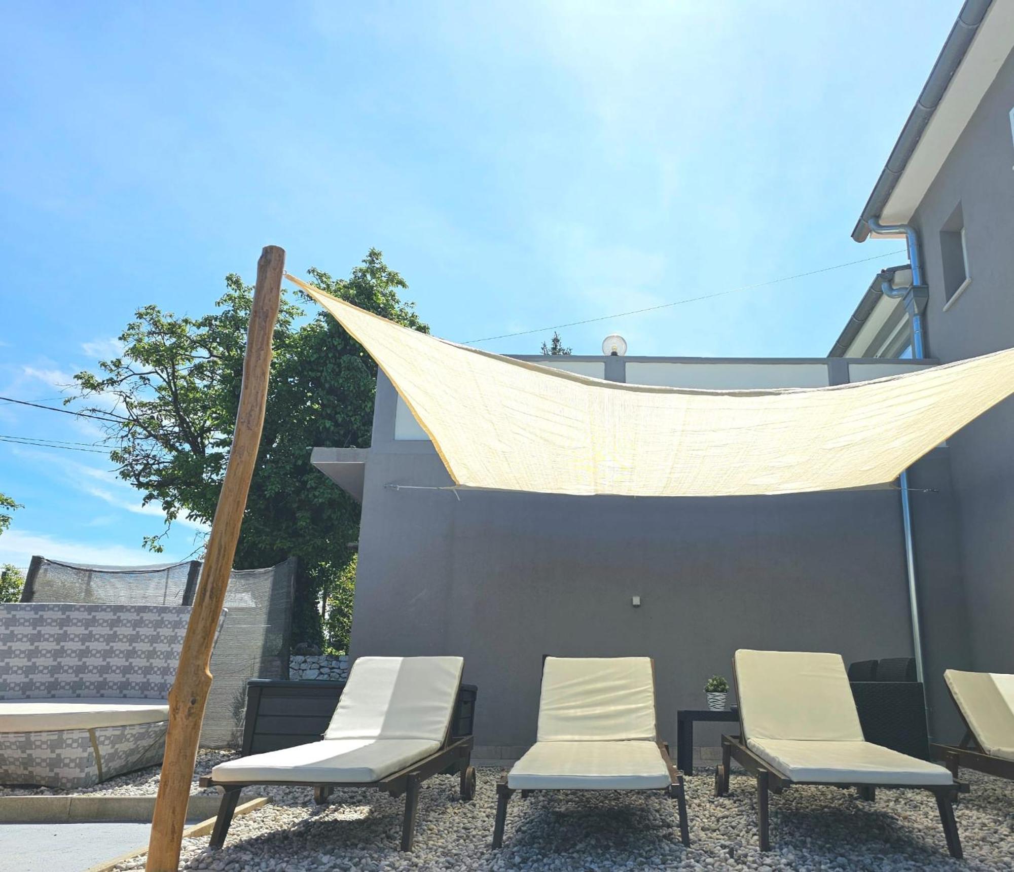Apartman Goga With Pool And Jacuzzi Labin  Exterior photo