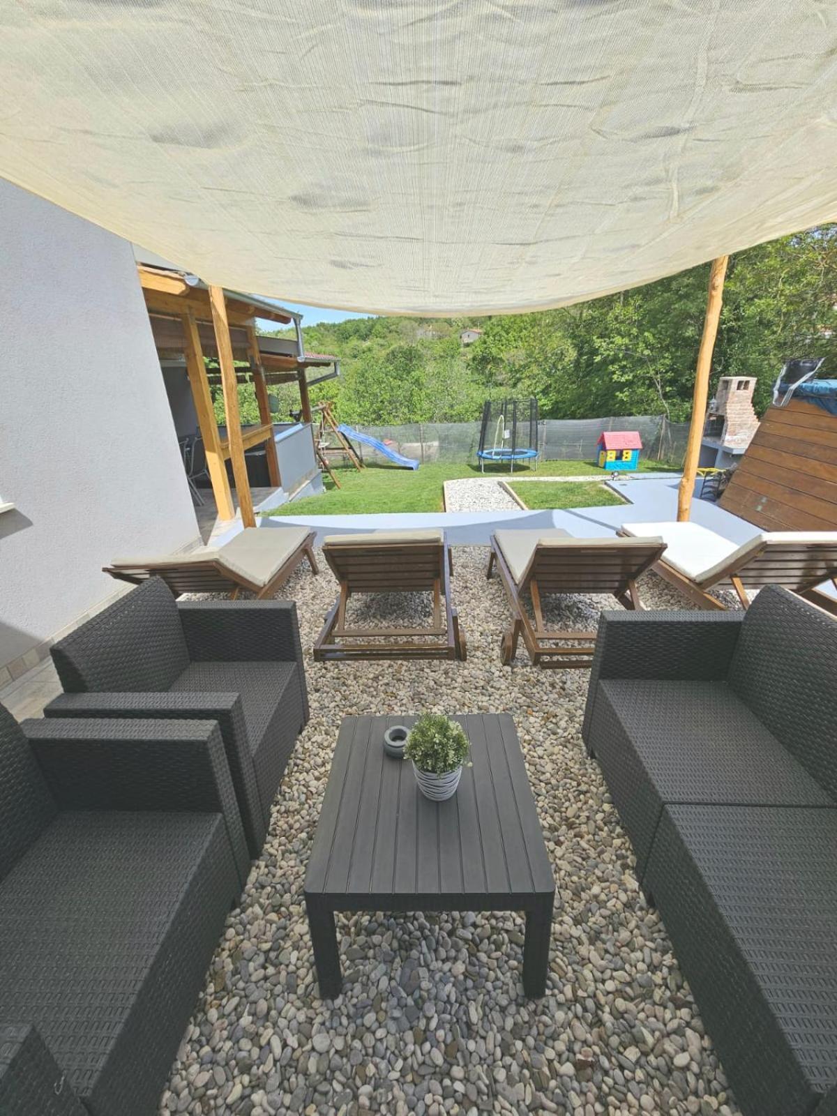 Apartman Goga With Pool And Jacuzzi Labin  Exterior photo
